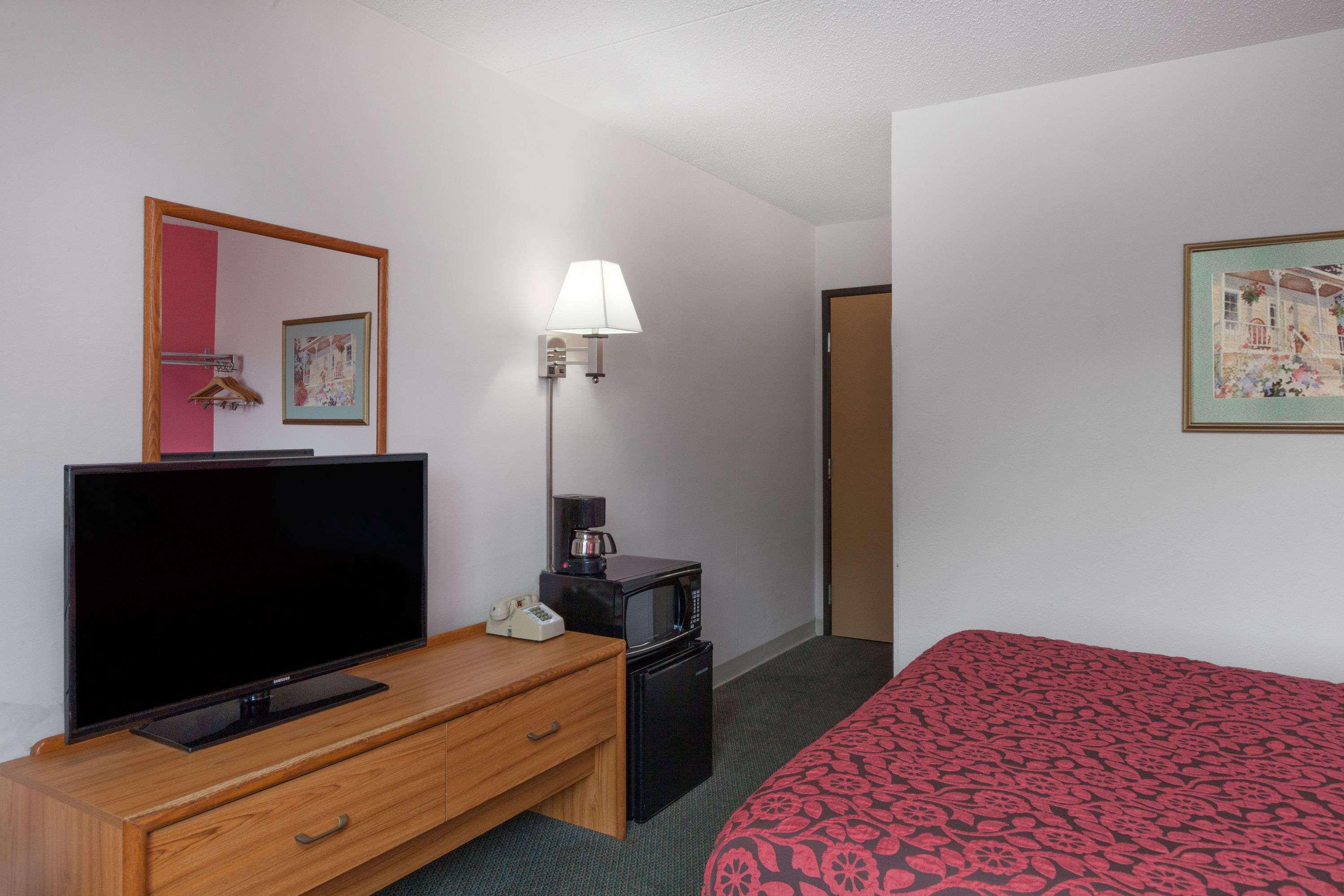Days Inn By Wyndham Mason City Esterno foto